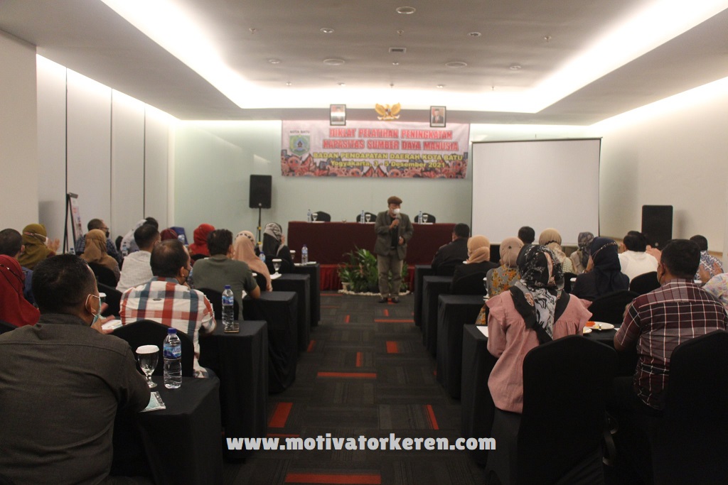 motivator lucu Semarang